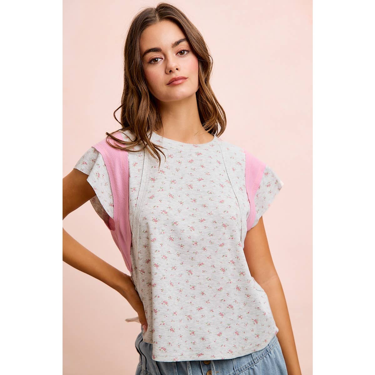 FLORAL RIB CUT EDGE DETAIL SHORT SLEEVES TOP: H Blush