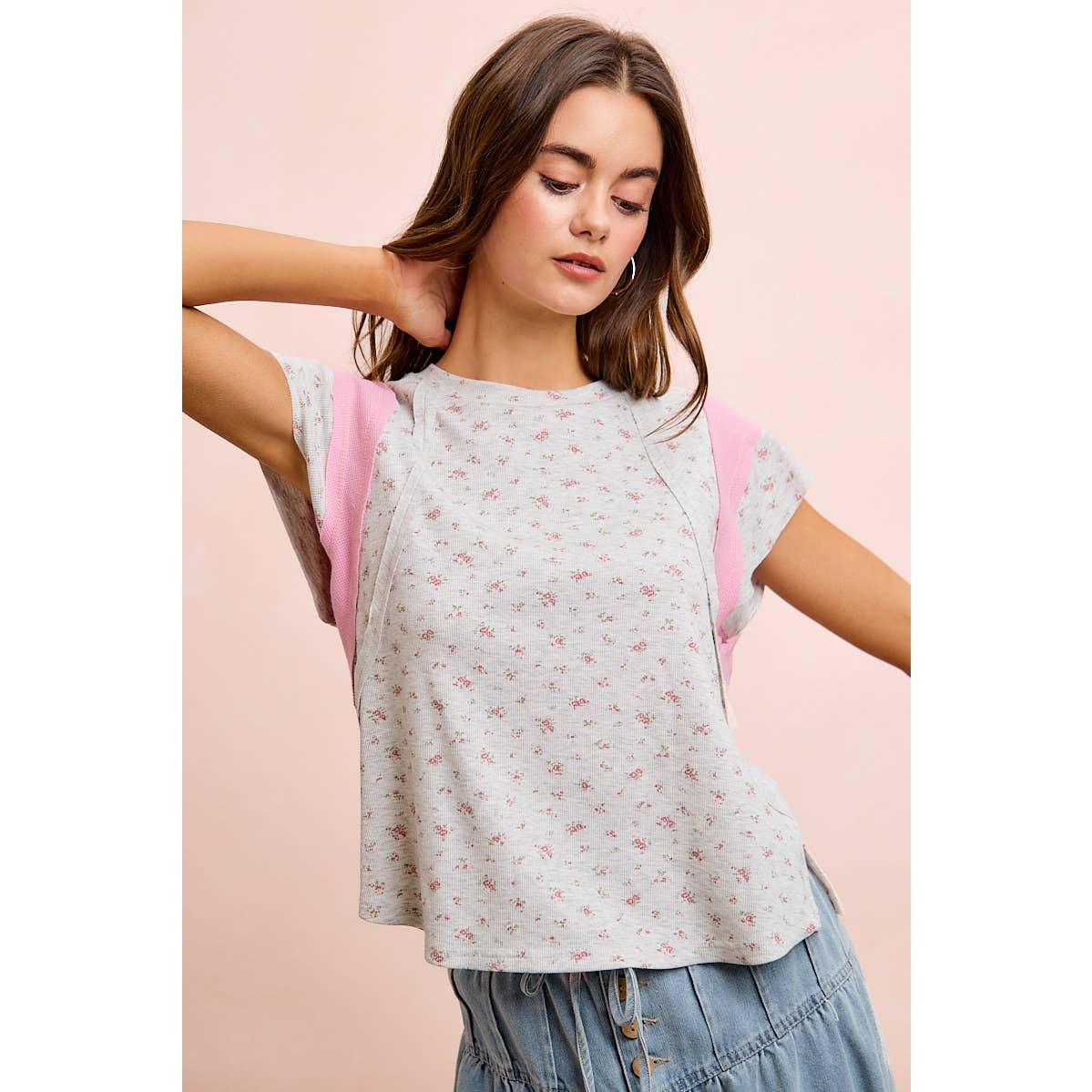 FLORAL RIB CUT EDGE DETAIL SHORT SLEEVES TOP: H Blush