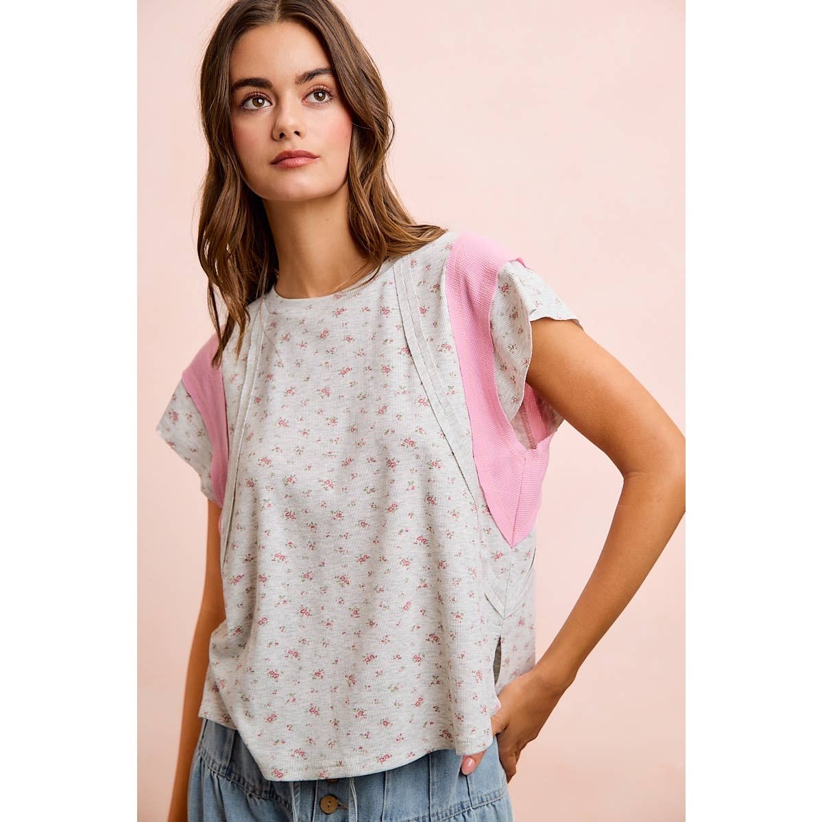 FLORAL RIB CUT EDGE DETAIL SHORT SLEEVES TOP: H Blush
