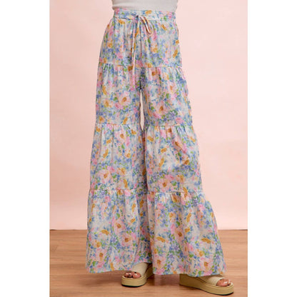 FLORAL PRINTED TIERED FLARE WOVEN PANTS: LT BLUE