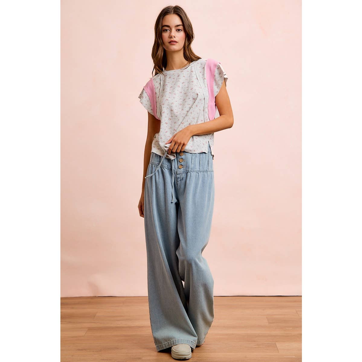 FLORAL RIB CUT EDGE DETAIL SHORT SLEEVES TOP: H Blush