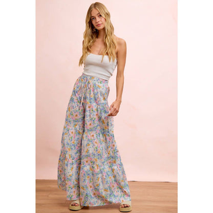 FLORAL PRINTED TIERED FLARE WOVEN PANTS: LT BLUE