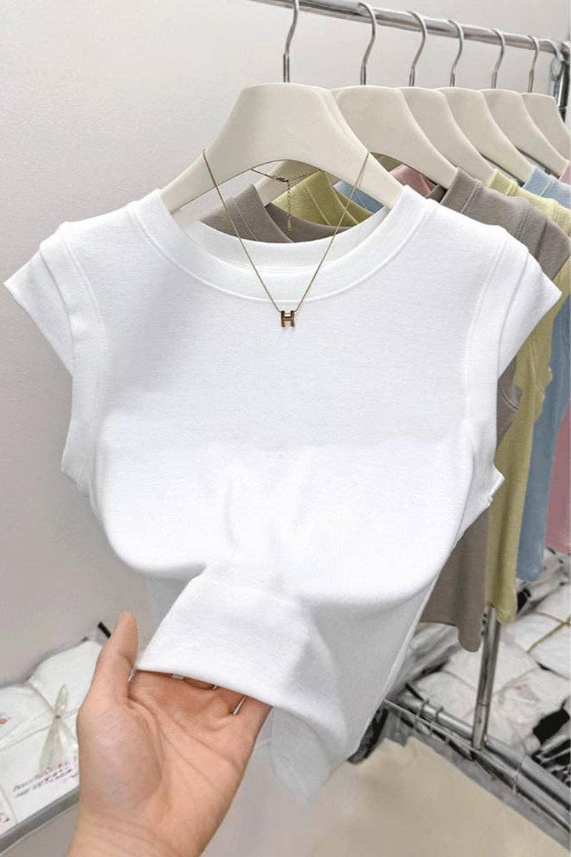 Essential Sleeveless Tank Top: WHITE
