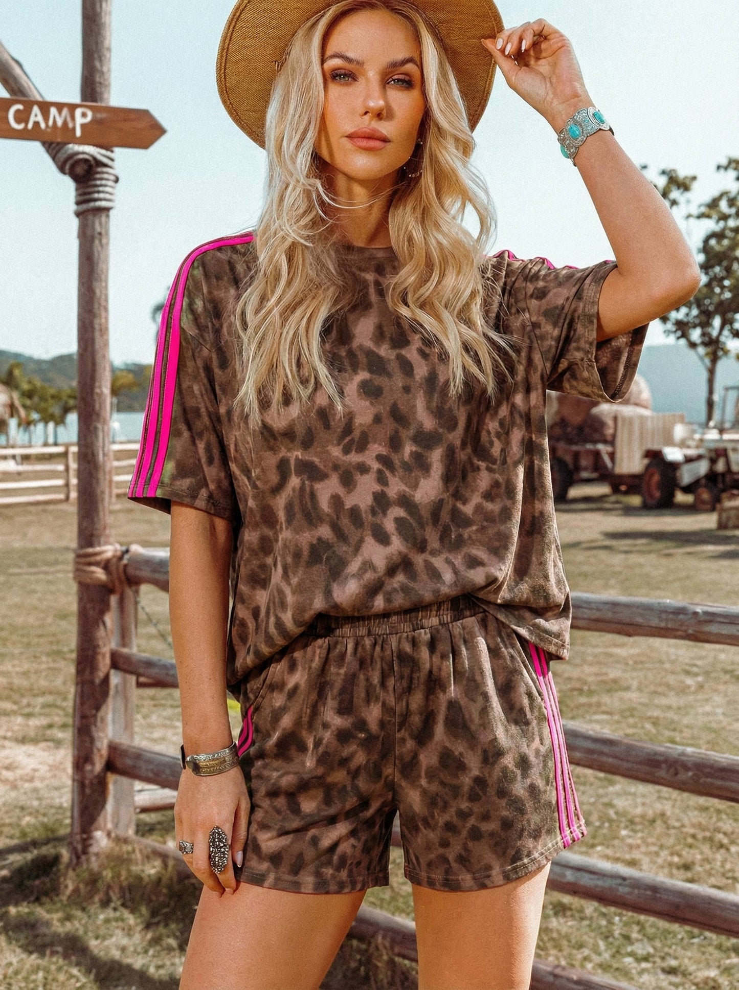 Leopard Raw Seam Patched Pullover Drawstring Loose Pant Set: Brown Short Set
