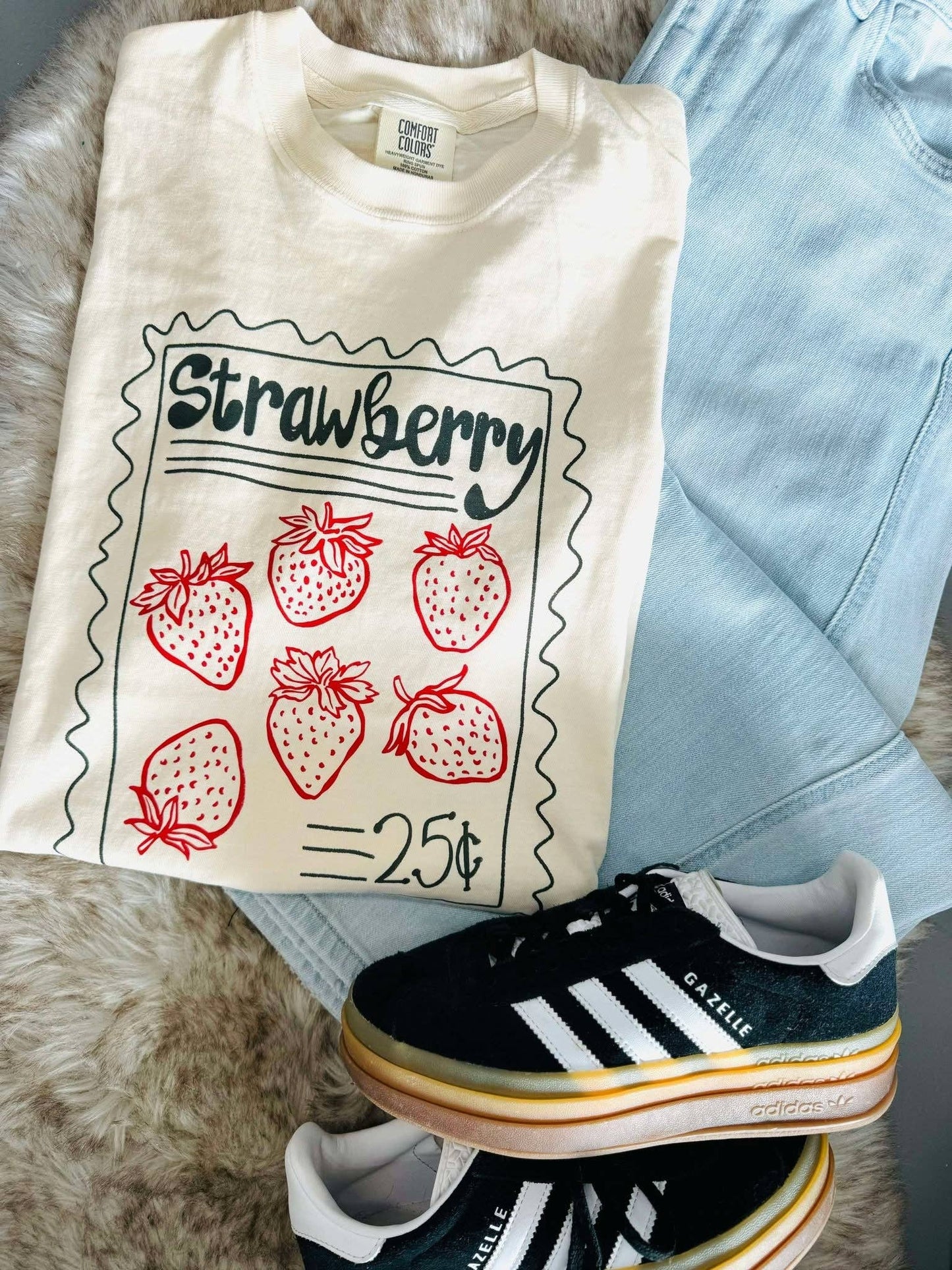 Strawberry Post Stamp DTF Tee: IVORY / L